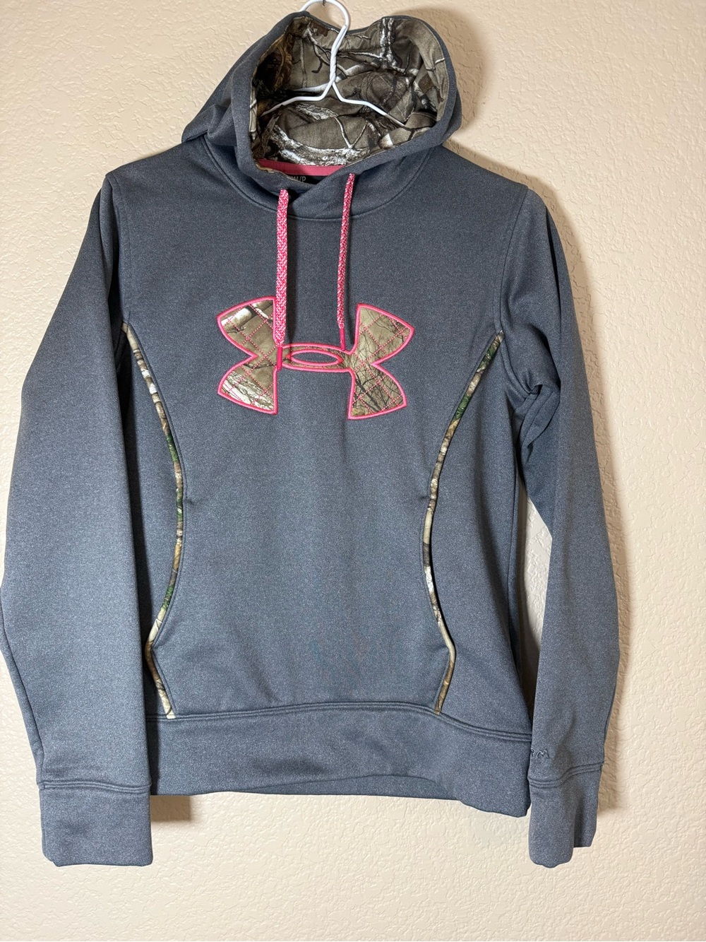 Under Armour Charcoal Hoodie with Pink Accents & Camo Logo Sweatshirt Small